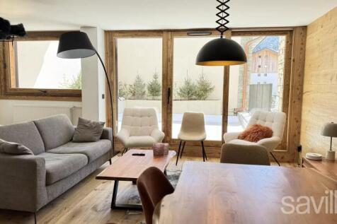 Living room with large terrace Courchevel Moriond