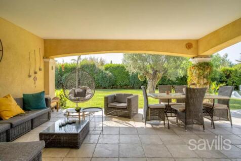 spacious terrace 