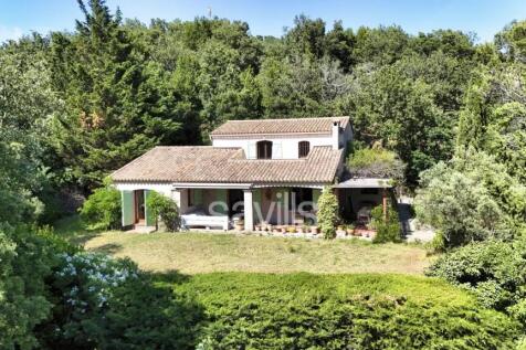 villa La Garde Freinet for sale in a quiet area, s