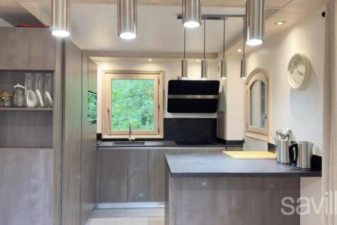 Fully equipped kitchen Courchevel La Tania