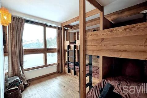 Children bedroom mountains view apartment Courchev
