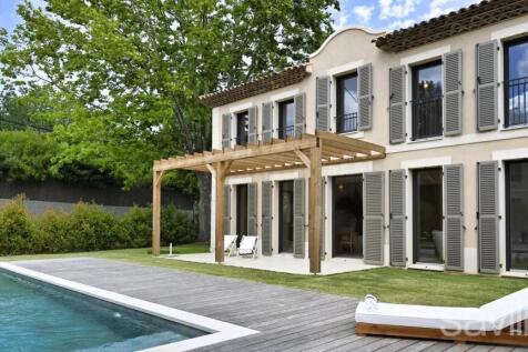For Sale Newly built villa with pool