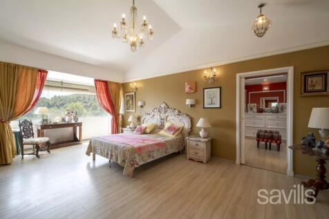 282 RTE DE VALBONNE BIOT IMMO SAVILLS