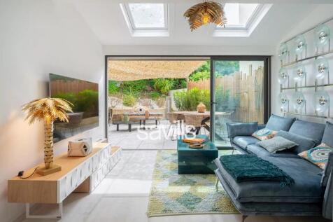 Charming Mazet In Saint-Tropez