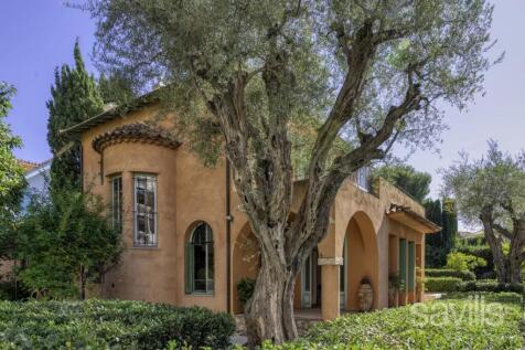 Property near the beaches, Cap d&#39;Antibes, French R