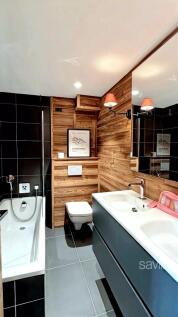 Bathroom ski-in/ski-out apartment Courchevel Morio