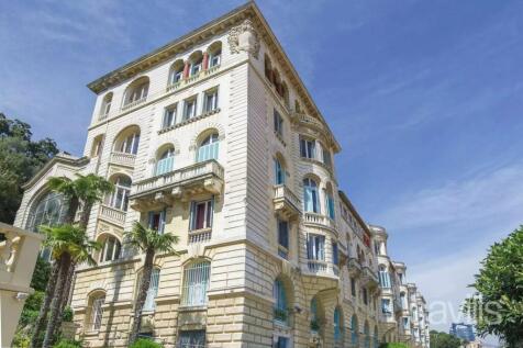 Foe sale apartment in Beausoleil 