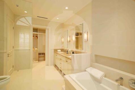 Ensuite Two