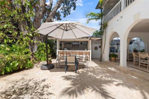 Outdoor Living