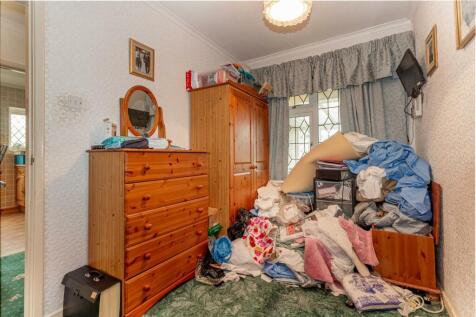 Bedroom-3-2 2024-08-22 11_44_40.jpg