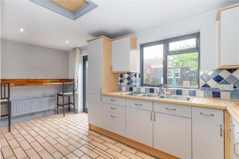 Kitchen-2.jpg