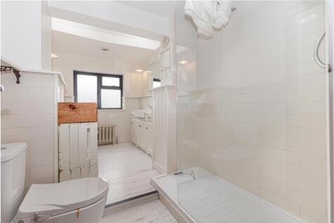 Bathroom-1.jpg
