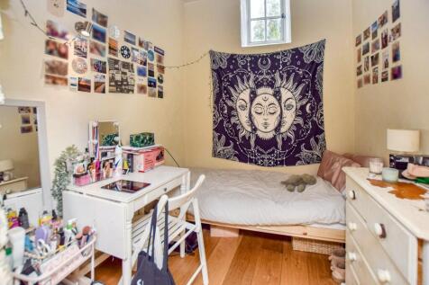 Downstairs bedroom