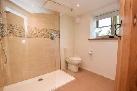 Ensuite shower