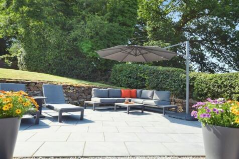Sun patio
