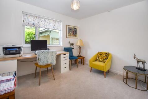 Second bedroom
