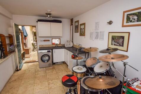 Utilty/hobbies room