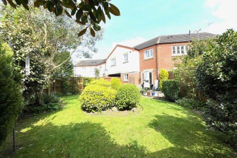 106 eaton drive (12).jpeg