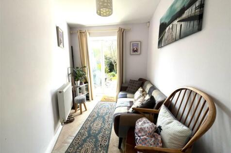 106 eaton drive (13).jpeg
