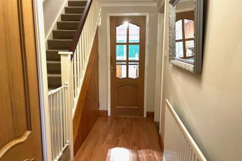 ingestre close (10).jpeg