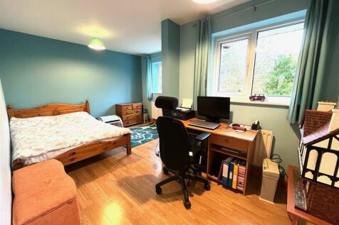 ingestre close (27).jpeg