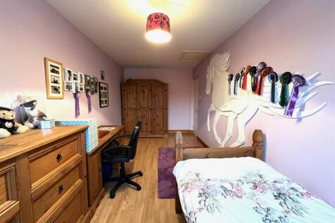 ingestre close (32).jpeg