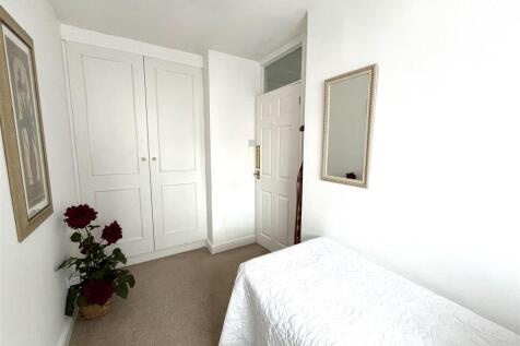 uxbridge bed.jpeg