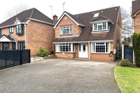 THORN CLOSE 1.jpeg