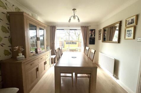 THORN CLOSE DINING 2.jpeg