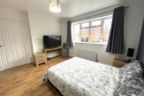 THORN CLOSE BED 1.jpeg