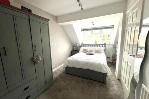 THORN CLOSE BED 5.jpeg