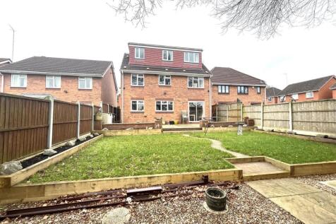 THORN CLOSE 4.jpeg