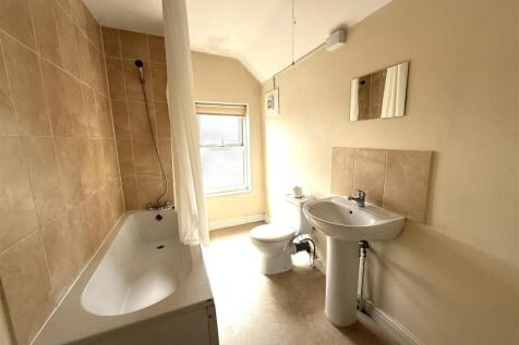 heath gap bath.jpeg