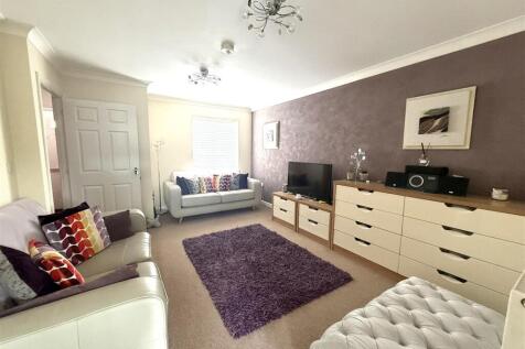 3 PRIORY LOUNGE 2.jpeg