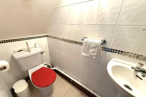 43 uttox wc.jpeg