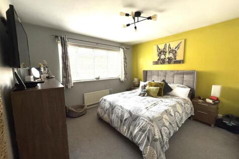 1 THORN CLOSE BED 5.jpeg