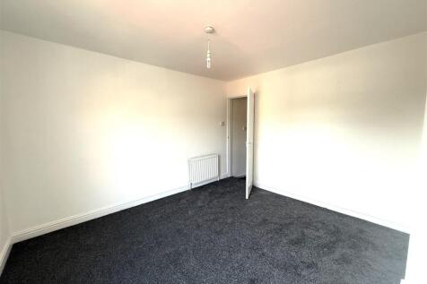 5 heath new bed.jpeg