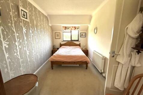 6 the pingle bed.jpeg