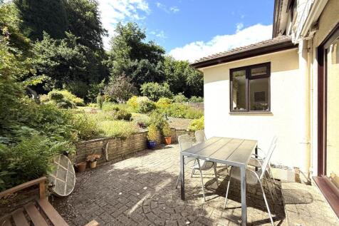 6 the pingle patio.jpeg