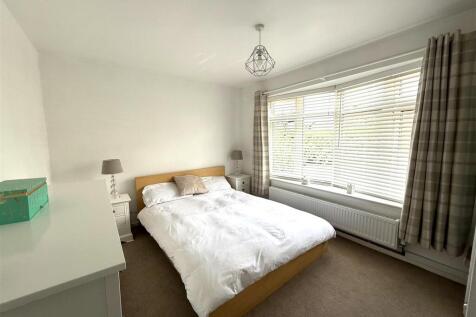 13 hillway bed 3.jpeg