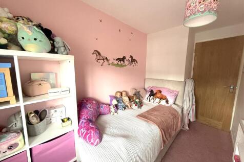 11 john till close bed 2.jpeg