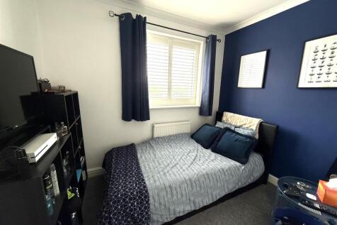 56 eaton bed.jpeg