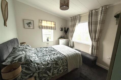 109 ll bed 6.jpeg