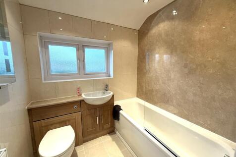 96 old bath.jpeg
