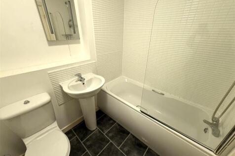 81 EATON DRIVE BATH S.jpeg