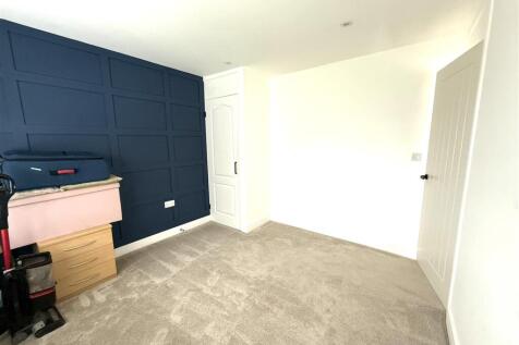 71 old eaton bed 2.jpeg