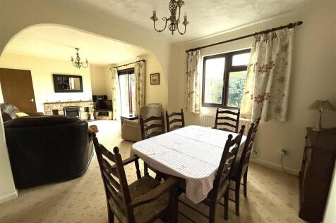 1 pipe lounge 6.jpeg