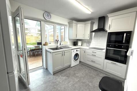 138 UTTOXETER KIT.jpeg