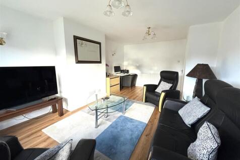 138 UTTOX LOUNGE.jpeg