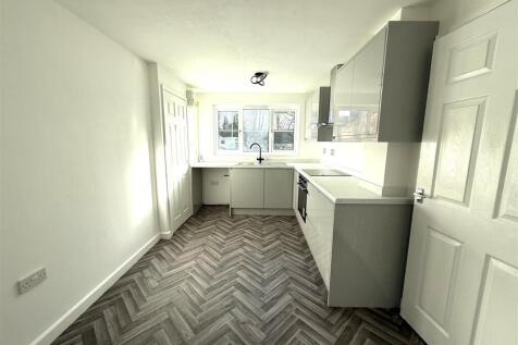 84 TALBOT KITCHEN 3.jpeg